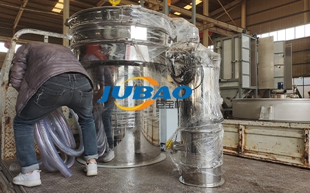陜西劉先生訂購的旋振篩、上料機(jī)發(fā)貨
